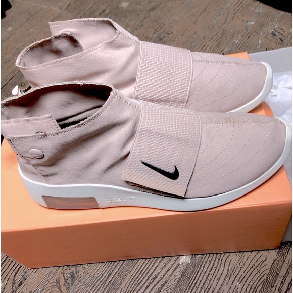 Nike / Fear Of God ‘Moccasin- particle Beige’  Sz 8.5 mens - Picture 1 of 8